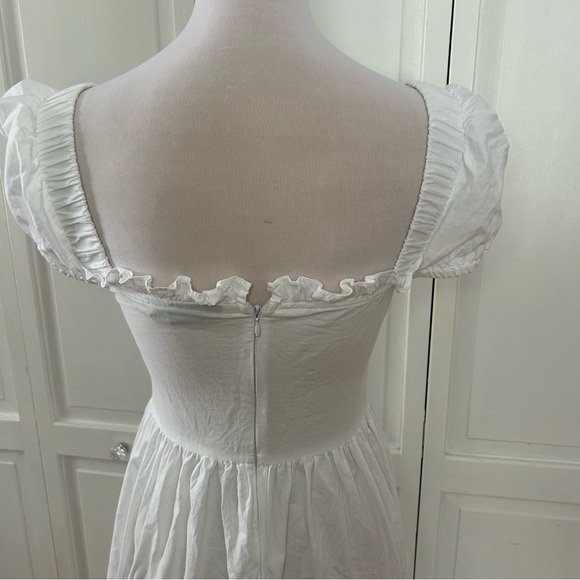 ASOS Elegant White Maxi Dress 4 - Picture 10 of 16